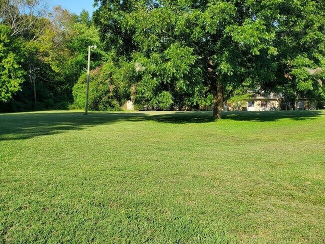 Foto del edificio - Charming Upstairs Apartment in Newberry, SC!
