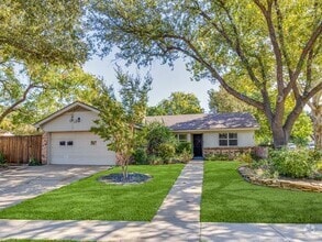 Building Photo - 1336 Chippewa Dr