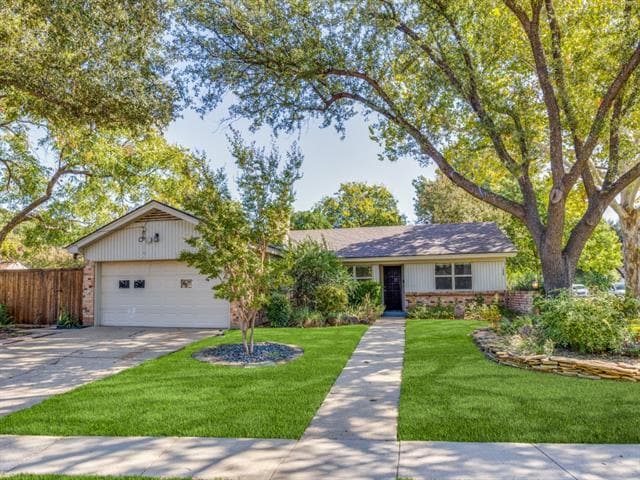 Primary Photo - 1336 Chippewa Dr