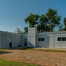 Building Photo - 3025 Sappington Pl
