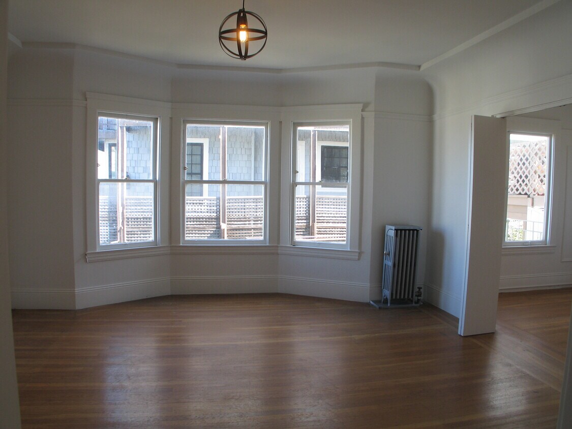 Primary Photo - 755 Dolores St