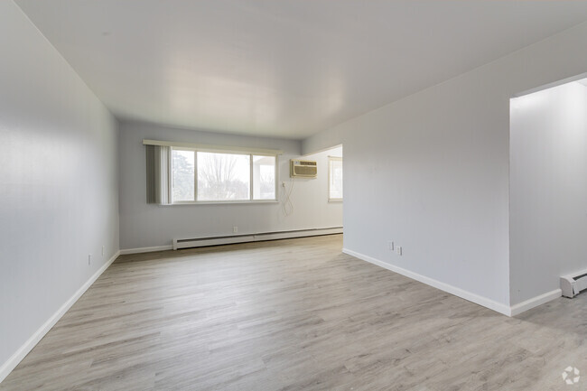 2BR, 1BA - 840 SF - Ventnor Apartments