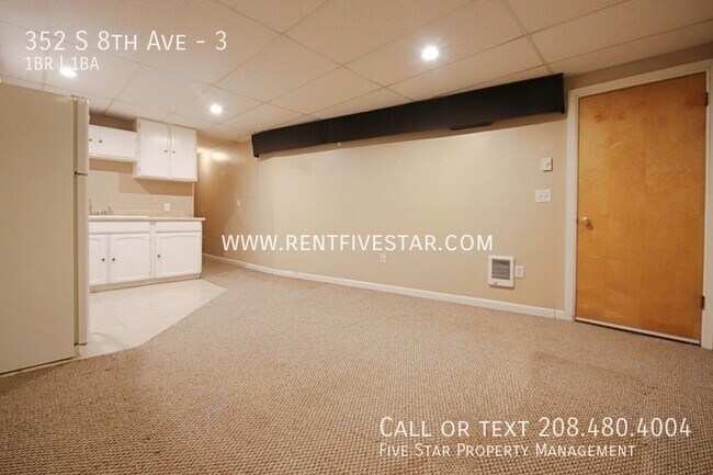 Building Photo - 352 S 8th Ave