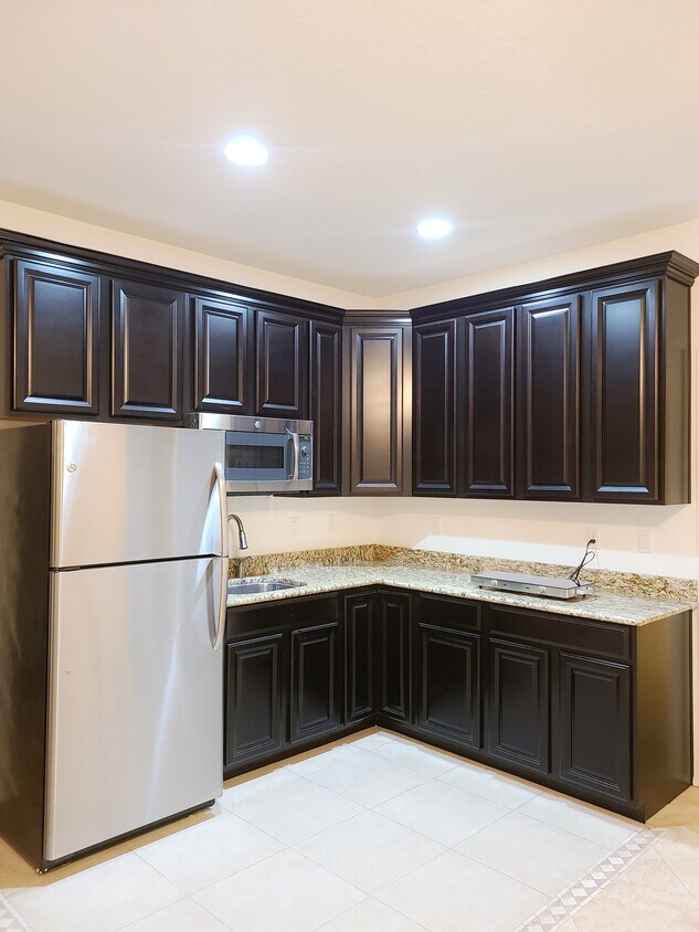Foto principal - 7296 Spring Flower Ave
