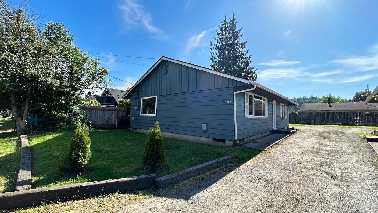 1507 Ross Avenue House for Rent in Kelso, WA