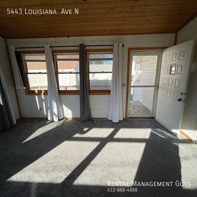 Building Photo - Nice 3 Bedroom Home In Crystal for Rent!