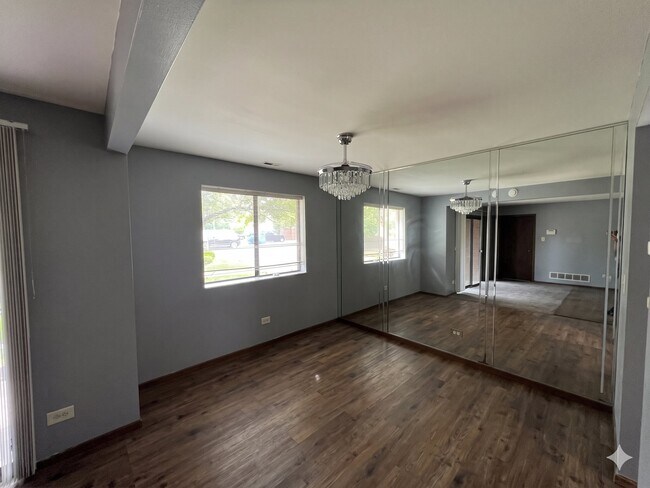 Foto del edificio - 1259 Cunningham Dr