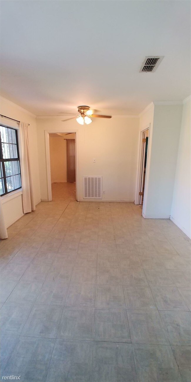 Building Photo - 3 br, 2 bath House - 1702 Villanova Ave