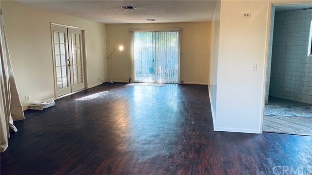 Foto del edificio - 293 Cary Ln