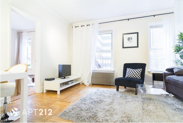 Building Photo - 405 E 61st St