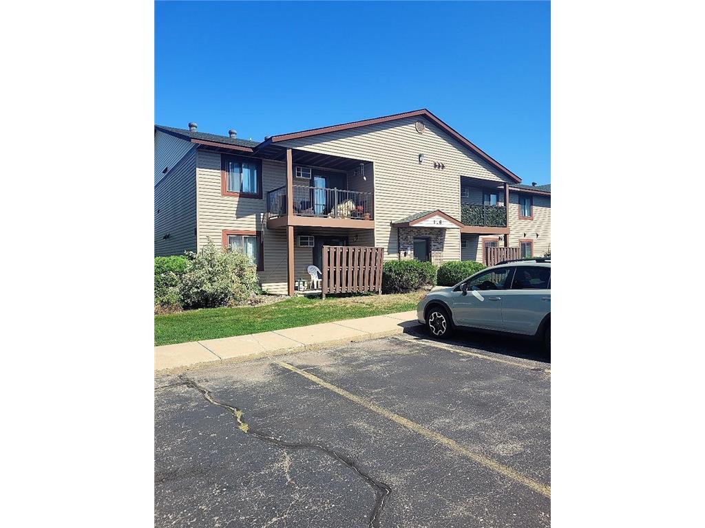Primary Photo - 1164 Bartosh Ln