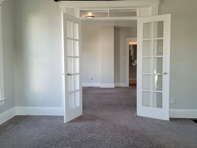 Building Photo - 414 Beech  Street