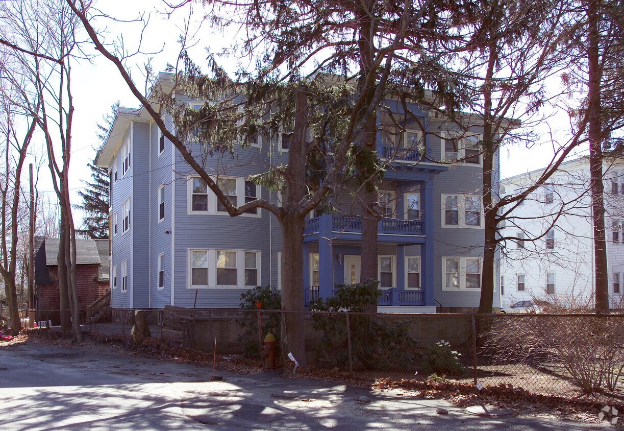 Building Photo - 11 Creedway