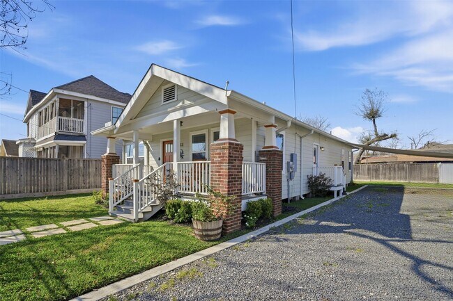 Foto del edificio - 2613 Lorraine St