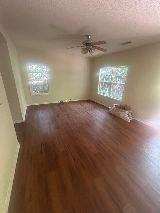Building Photo - 110 Widgeon Dr