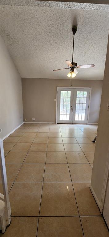Foto del edificio - 15902 Oak Mountain Dr