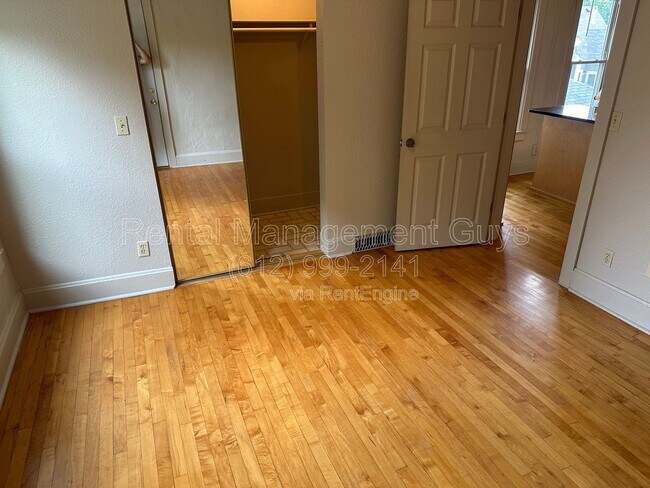 Foto del edificio - 711 26th Ave S