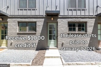 Building Photo - 912 Brees Ct