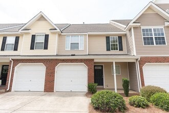 Building Photo - 117 Goldfinch Ave