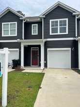 Building Photo - 3578 Roseblossom Dr