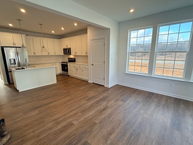 Building Photo - 620 Slick Terrace