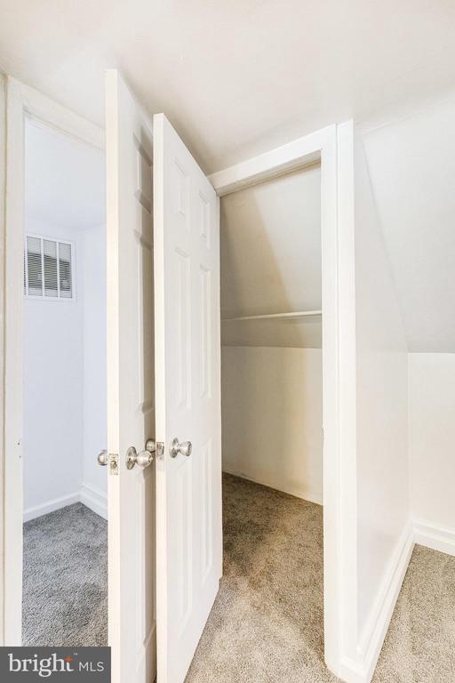 Foto del edificio - 5805 Arnet St