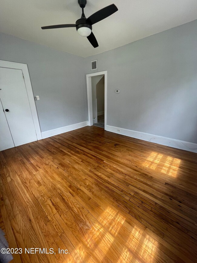 Foto del edificio - 2210 Myra St