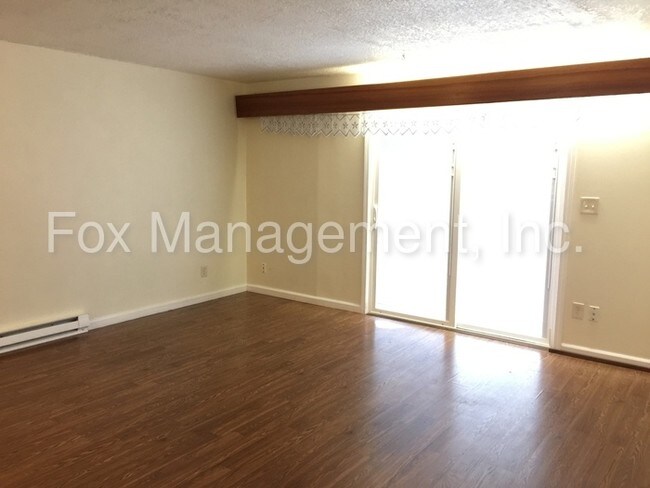 Building Photo - 155 NE 181st Ave