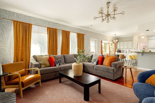 Foto del edificio - 13702 Yellow Oak Cir