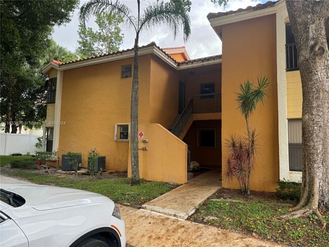 Building Photo - 3986 Coral Tree Cir