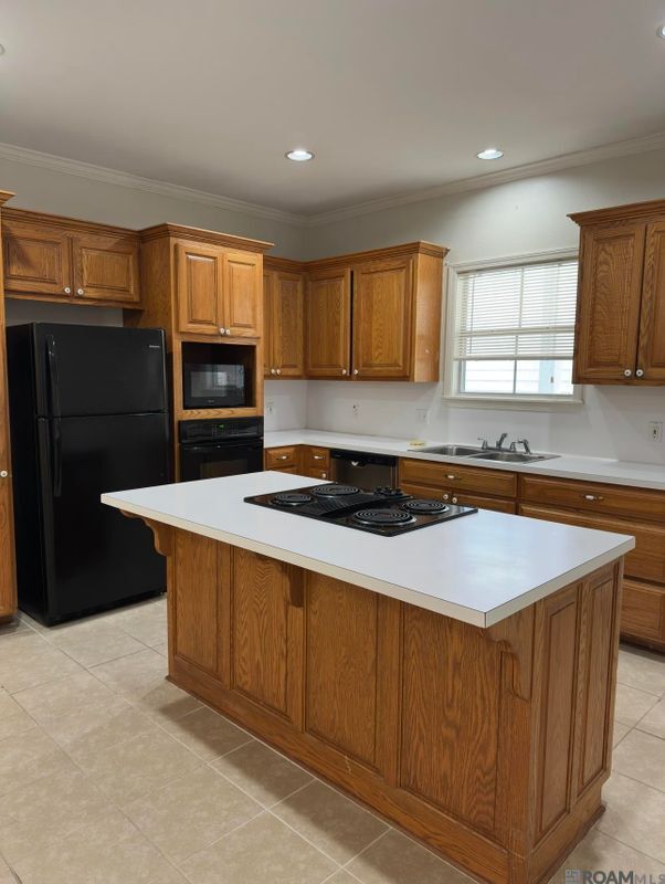 Foto del edificio - 457 Bellewood Dr