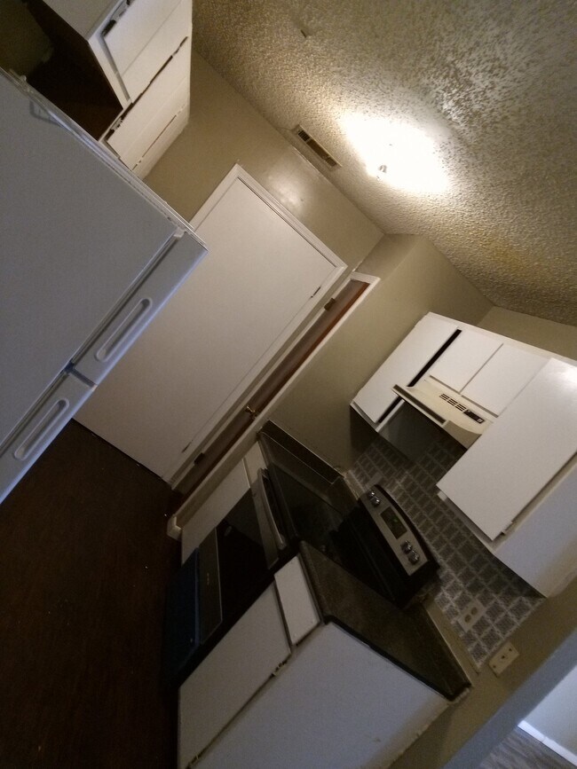 Foto del edificio - 8506 Leake Ave