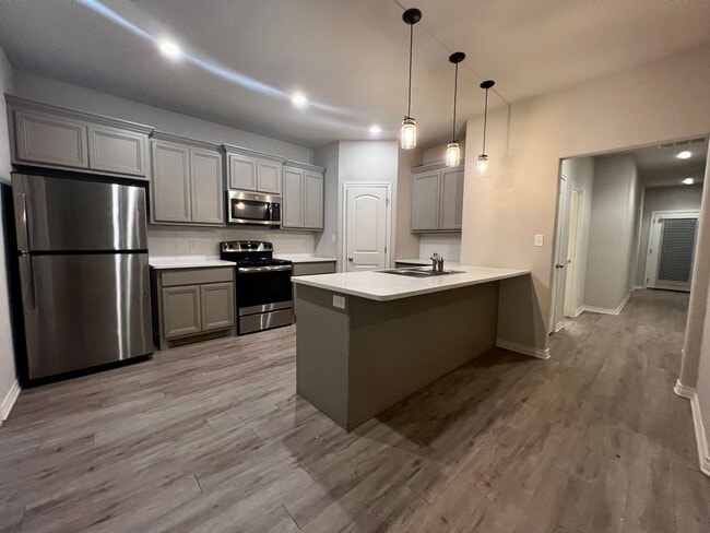 Foto del edificio - 9804 Avenue U