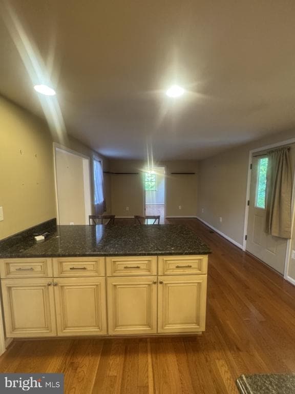 Building Photo - 43880 Scriber Ln