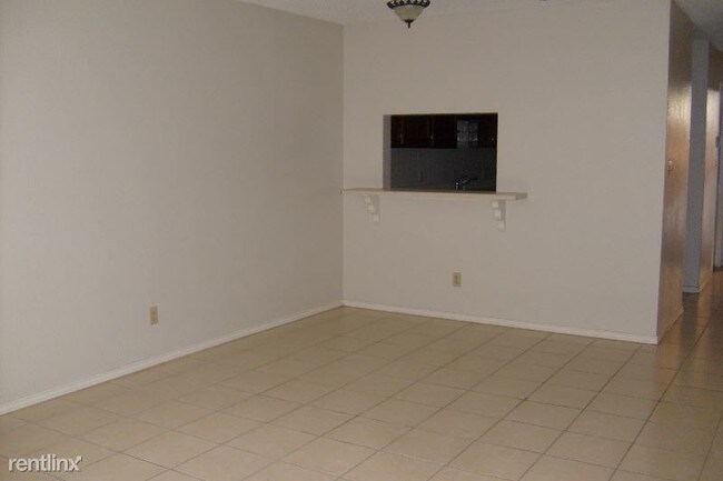 Foto del edificio - 2 br, 2 bath Condo - 421  Jose Marti Blvd.