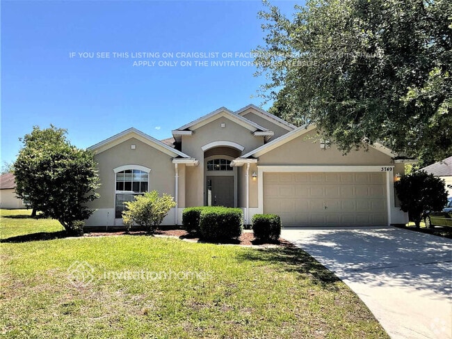 Building Photo - 3749 Briar Ln