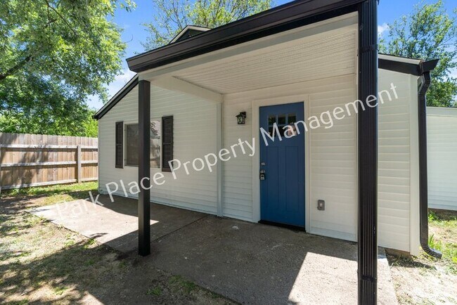 Building Photo - 929 Olin Ave