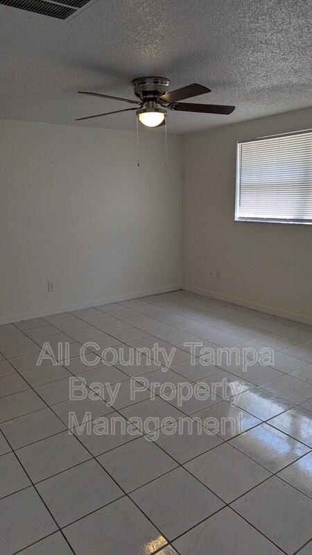 Foto del edificio - 2204 Irene St