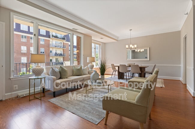 Foto del edificio - 8101 Connecticut Ave