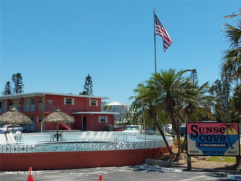 Foto principal - 8565 W Gulf Blvd