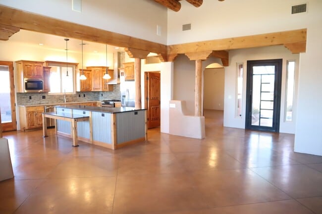 Foto del edificio - Your own resort! Elegant, Exclusive & Exquisite.