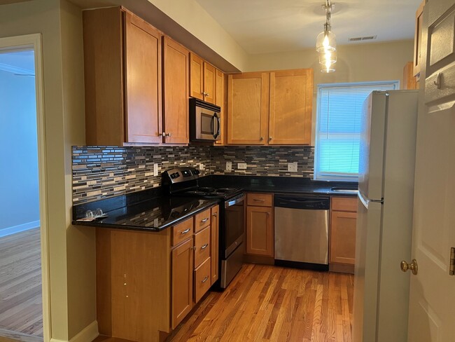 Foto del edificio - 2516 W North Shore Ave
