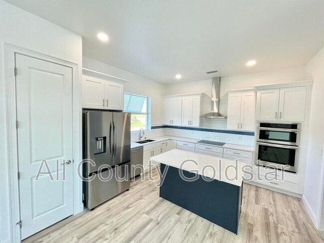 Foto del edificio - 10688 McAlester Cir