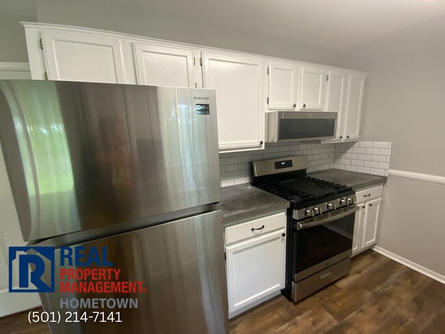 Foto del edificio - 14123 Ridgecrest Dr