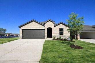 Building Photo - 3405 Tomahawk Dr