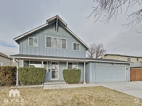 Building Photo - 2585 Dyer Way