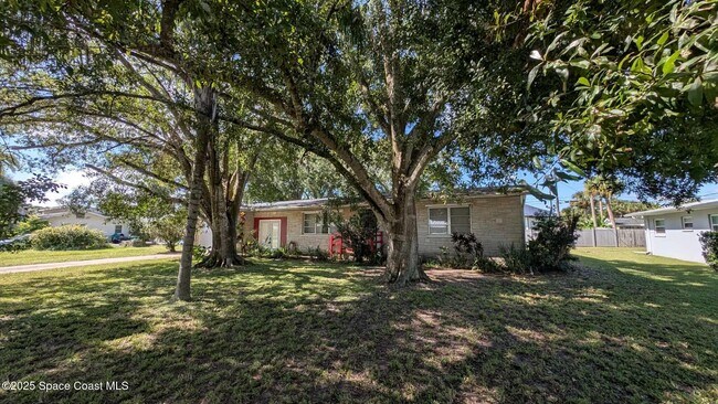 Building Photo - 1712 Glendon Dr