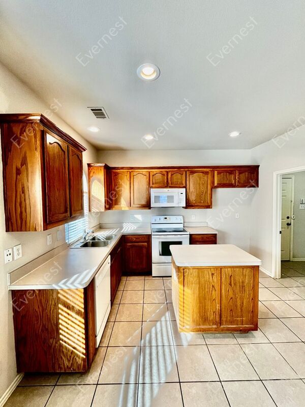 Building Photo - 6448 Alexandra Meadows Dr