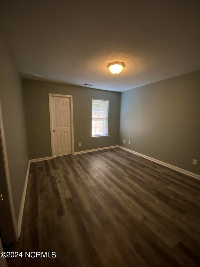 Building Photo - 1524 Tramway Ct
