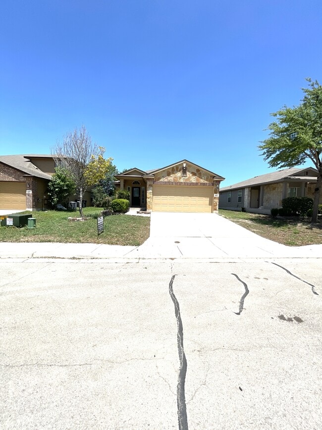 Building Photo - 659 Tom Kemp Dr